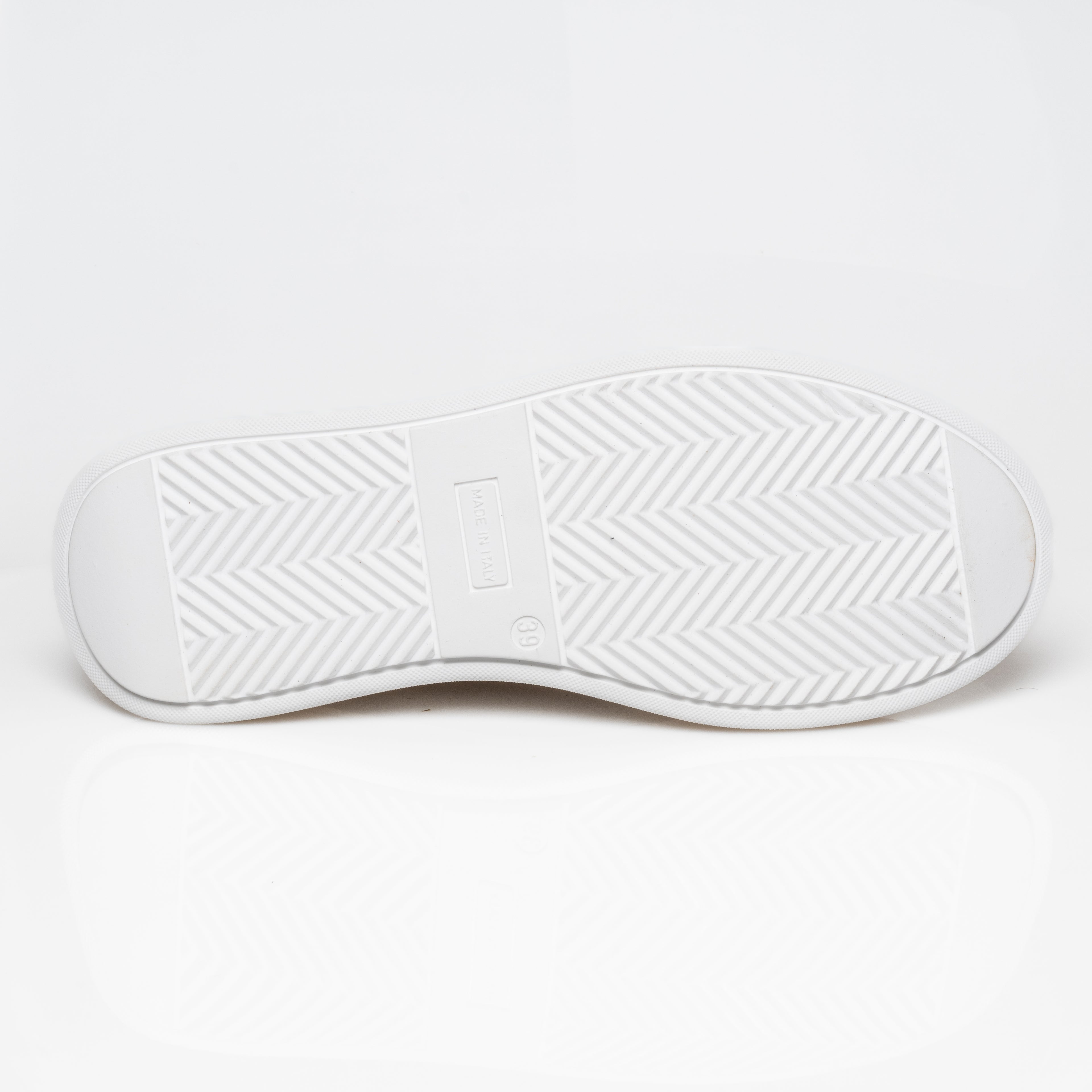 Burnout Sneakers in Camoscio