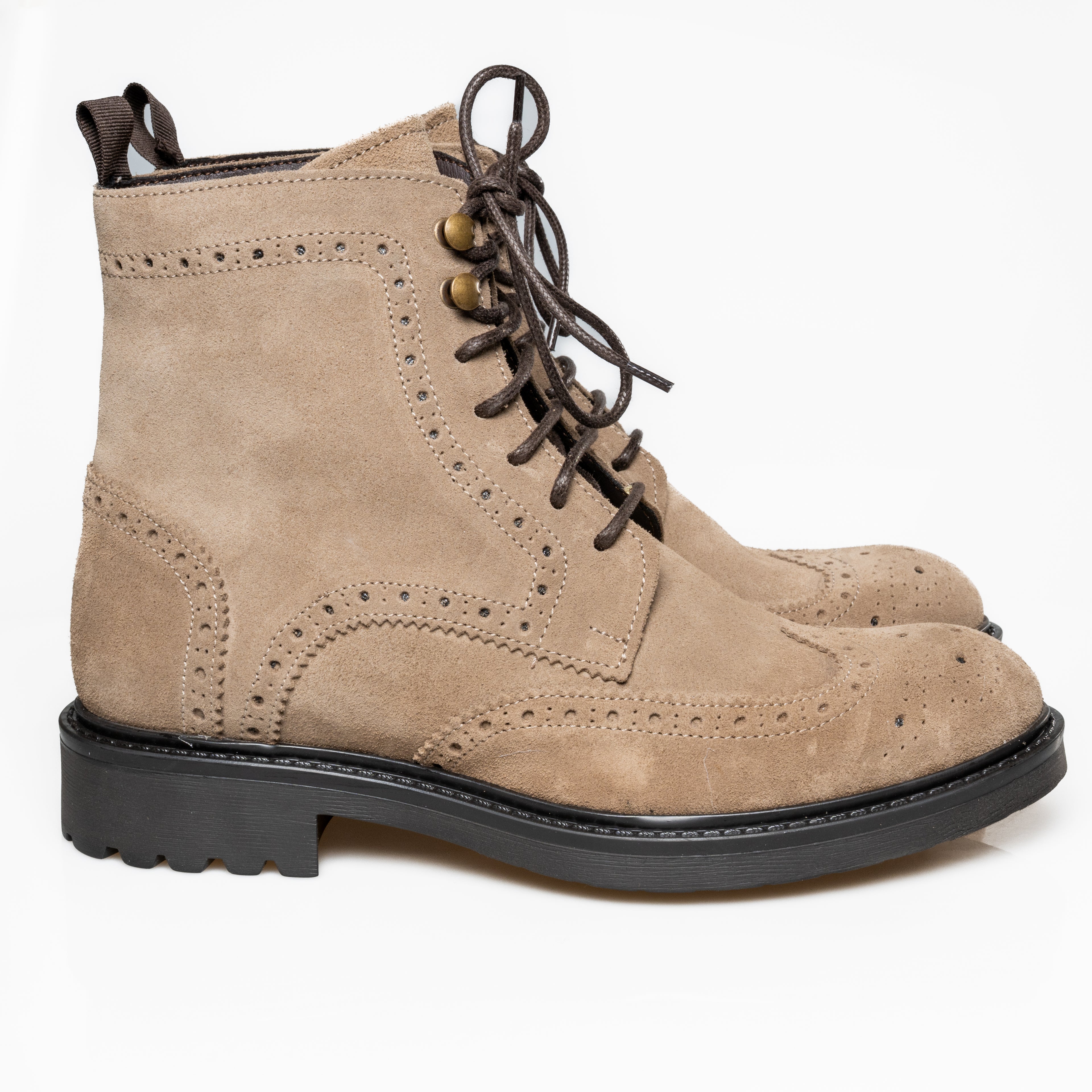 Wolf Stivaletto in Camoscio con Inserti Decorativi