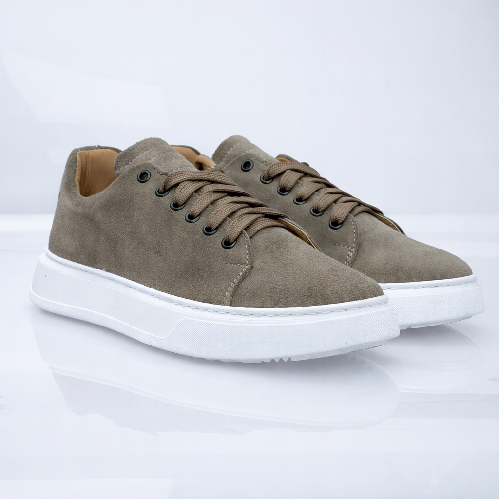 Burnout Sneakers in Camoscio