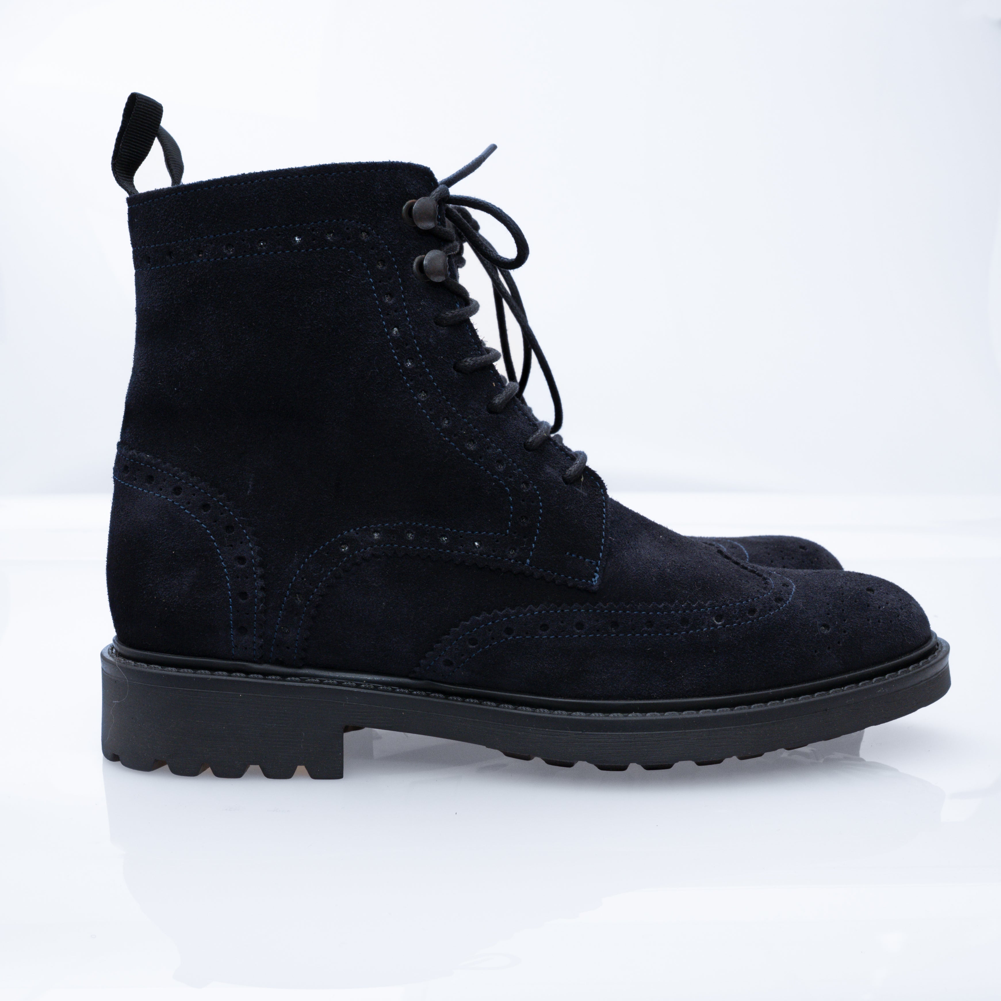 Wolf Stivaletto in Camoscio con Inserti Decorativi