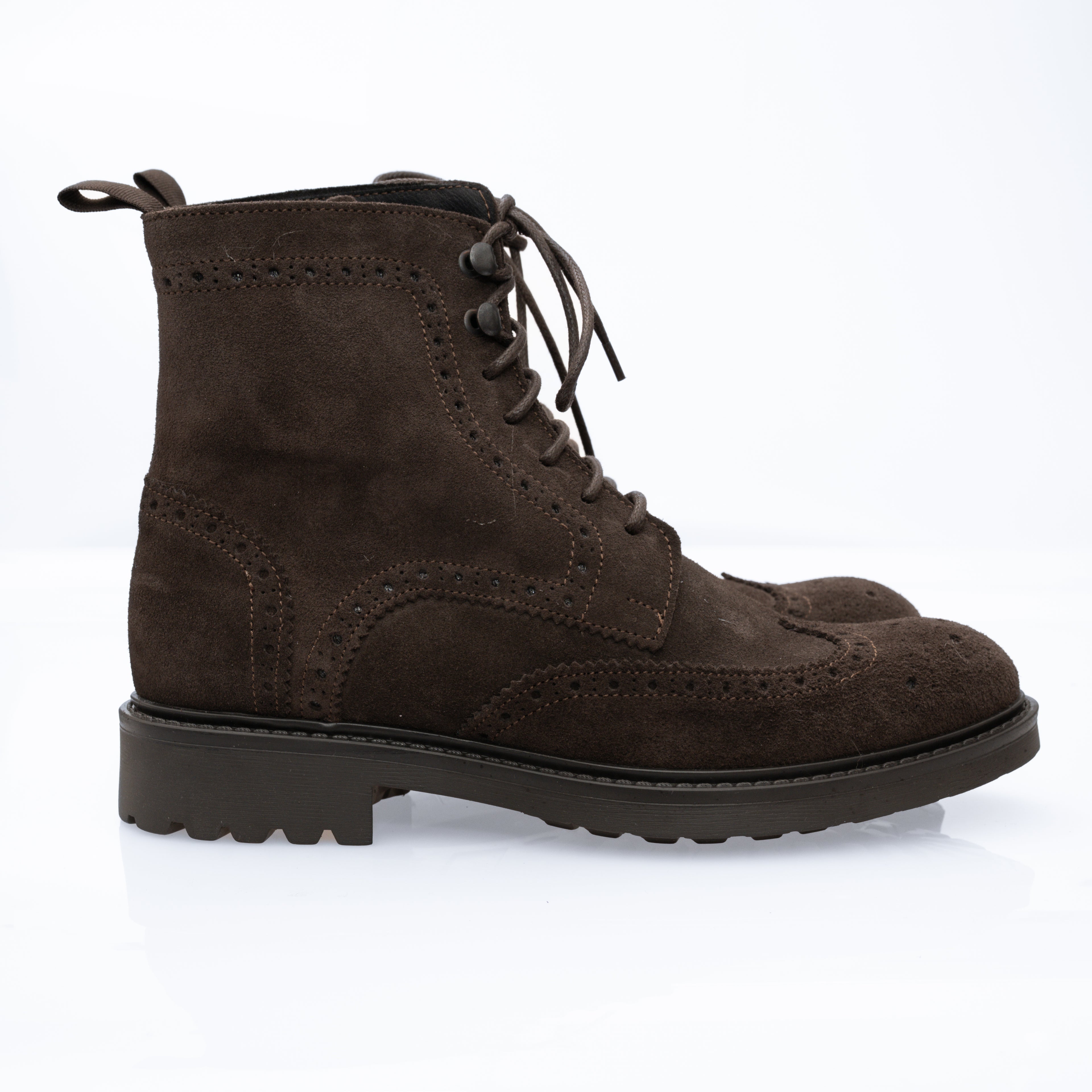 Wolf Stivaletto in Camoscio con Inserti Decorativi