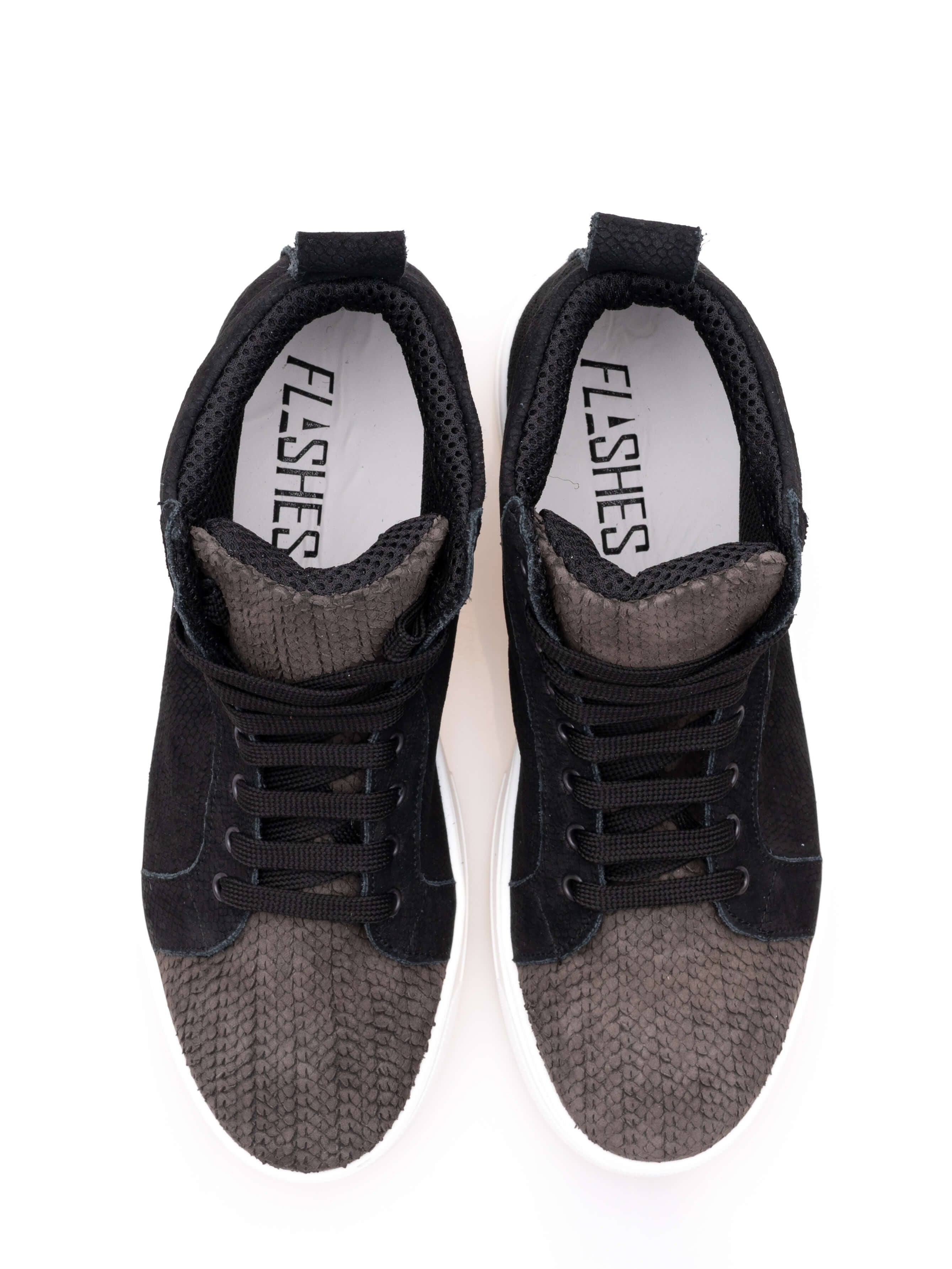 Tanque - Flashes-shoes